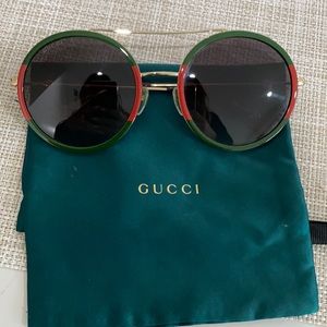 GUCCI Green/Red Round Frame Sunglasses